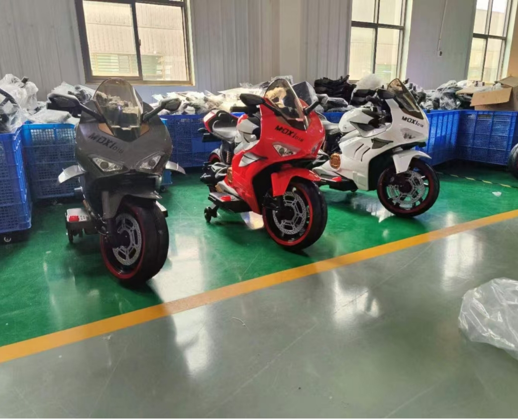 12V Kids Electric Sport Motorcycle Model 019 with Bluetooth LED & Twist Throttle - Image 6